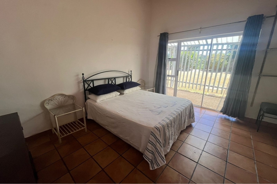 6 Bedroom Property for Sale in Cannonville Eastern Cape